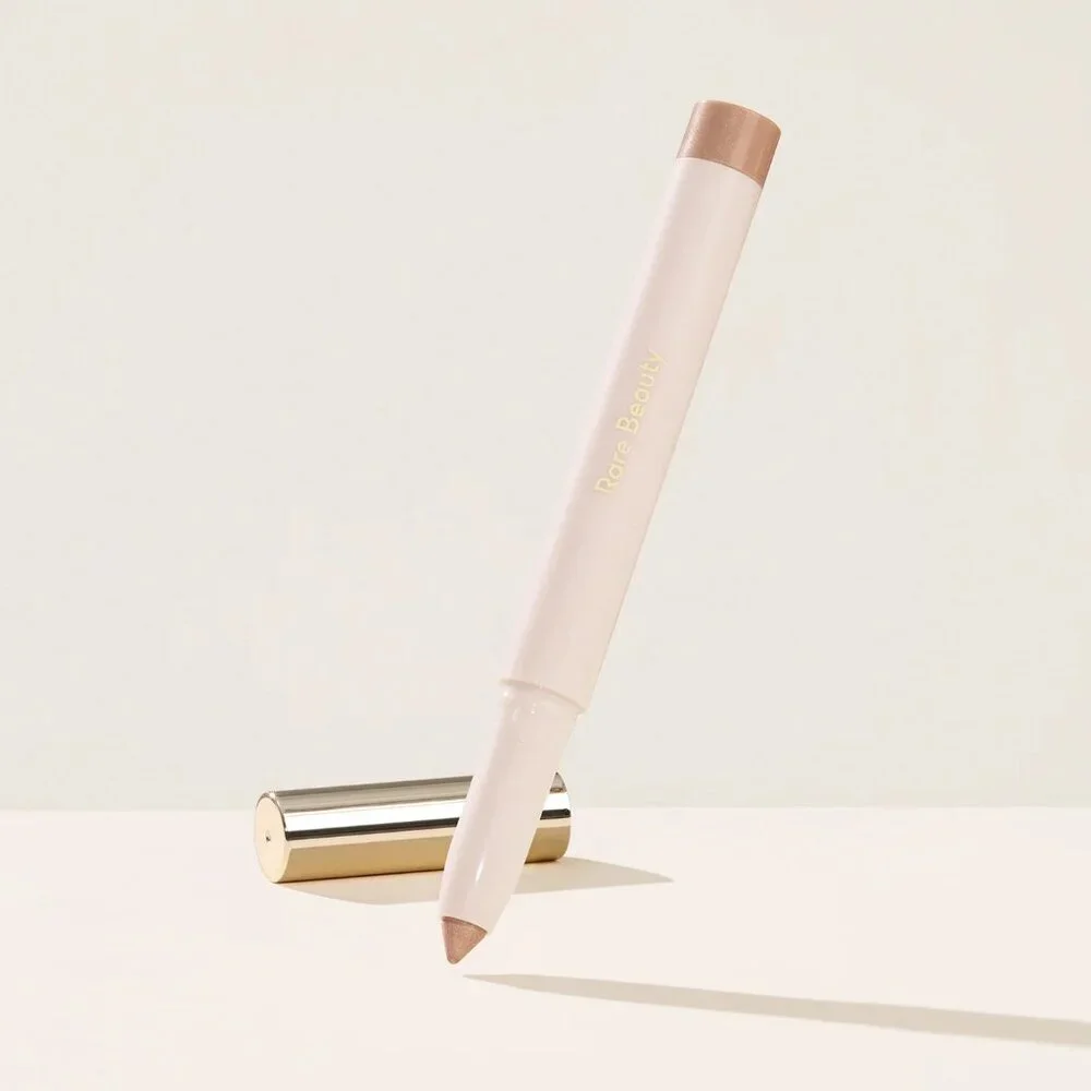 Rare Beauty Cream Eyeshadow Stick Integrity – champagne